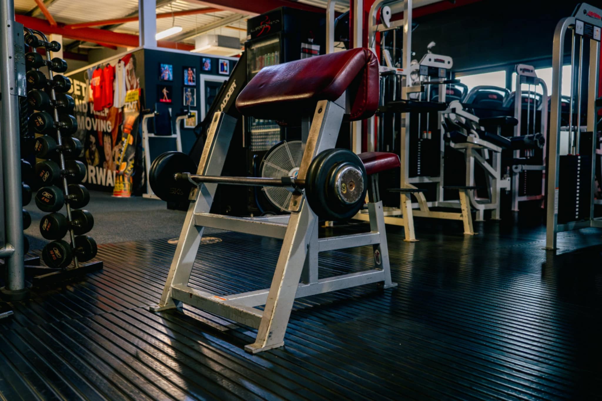 Reps Gym Omagh — gym floor